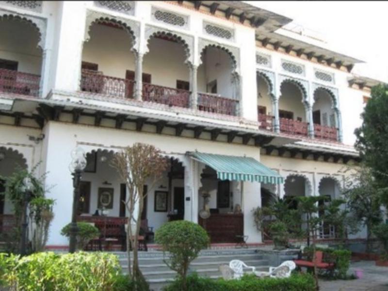 Rang Niwas Palace Hotel Udaipur Exterior photo