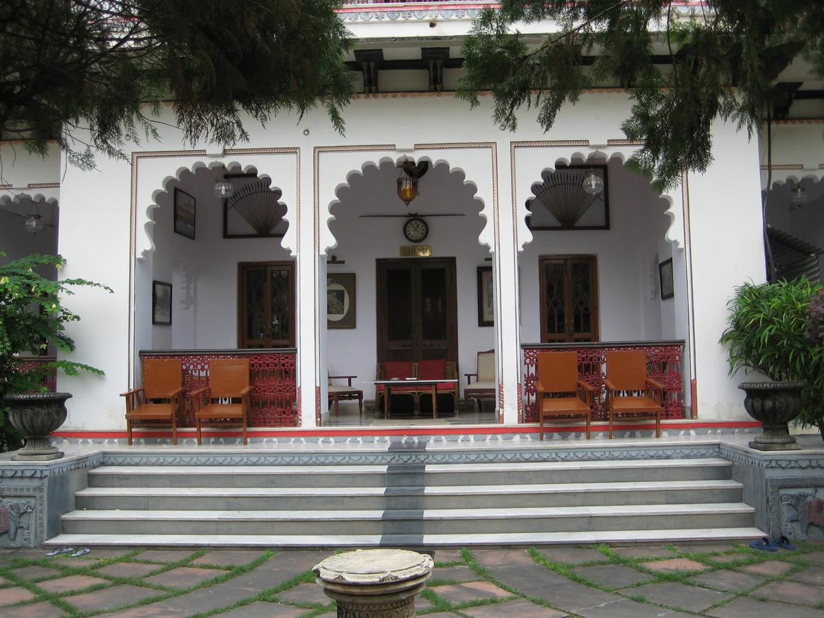 Rang Niwas Palace Hotel Udaipur Exterior photo